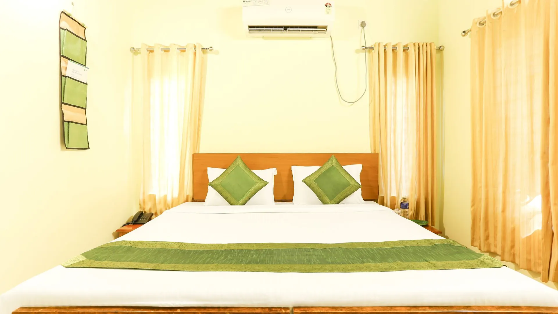 Hotel Treebo Green Aura Alappuzha