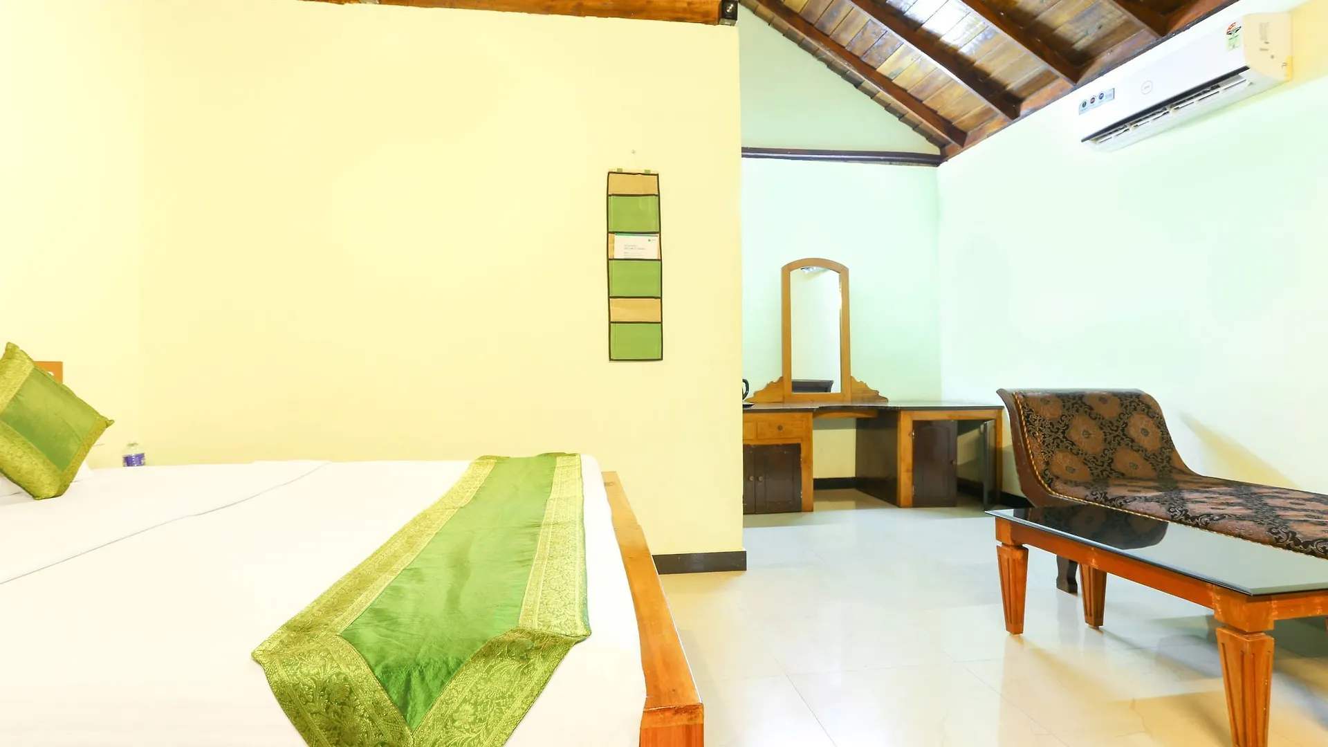Hotel Treebo Green Aura Alappuzha
