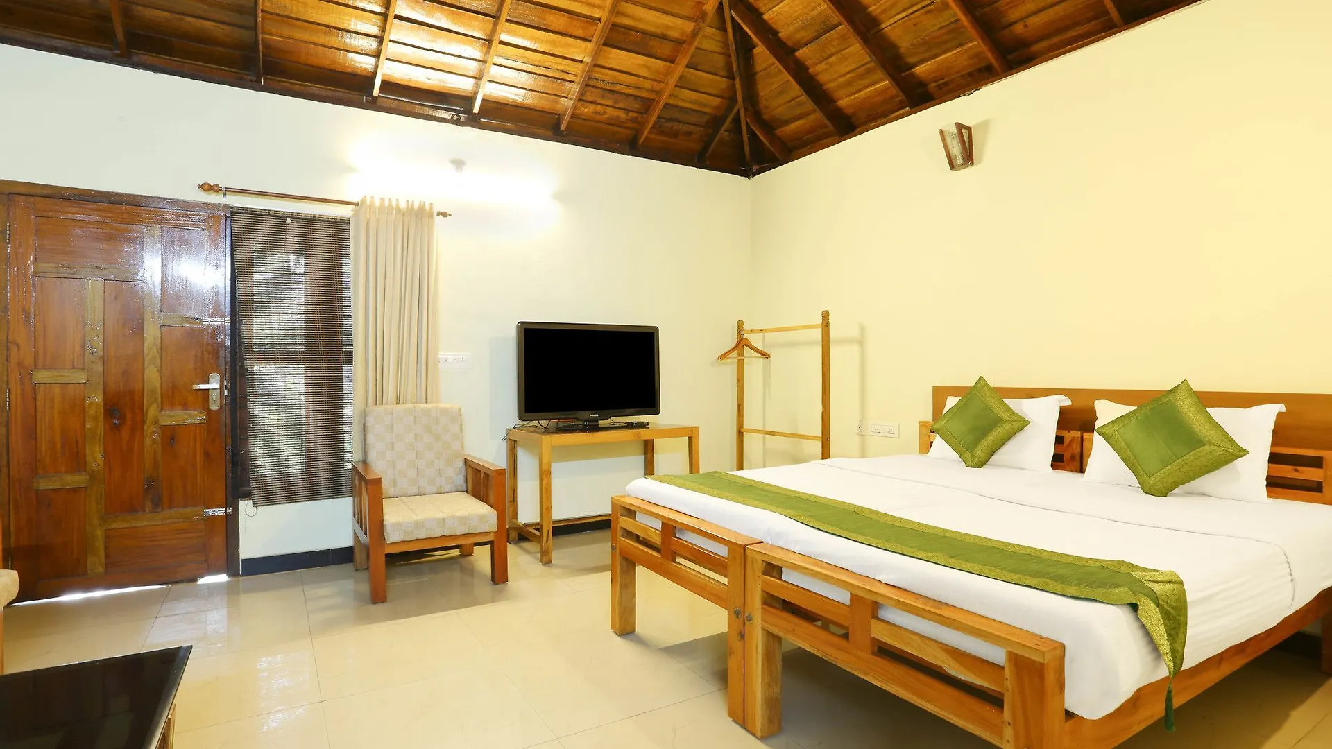 Treebo Green Aura Alappuzha